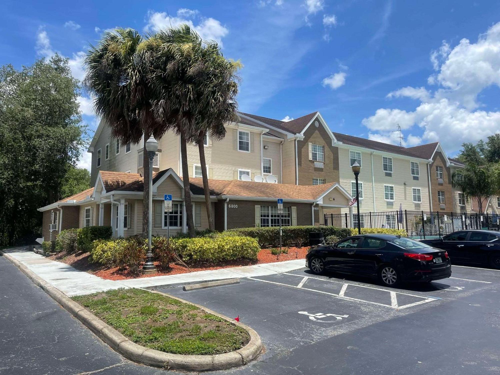 Mainstay Suites Tampa Moffitt-Usf Temple Terrace Exterior photo