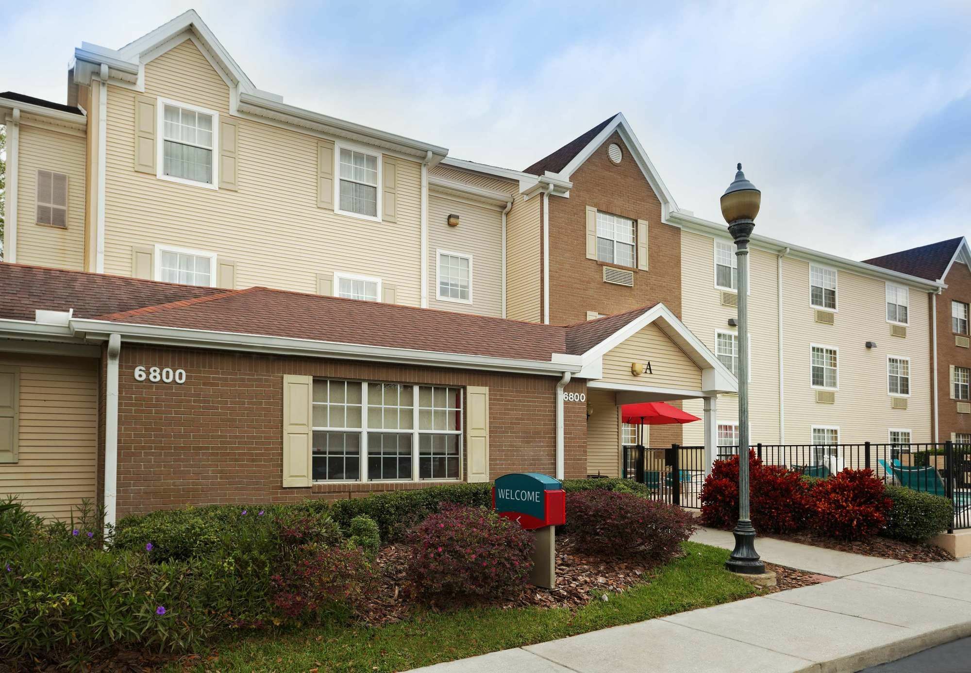 Mainstay Suites Tampa Moffitt-Usf Temple Terrace Exterior photo